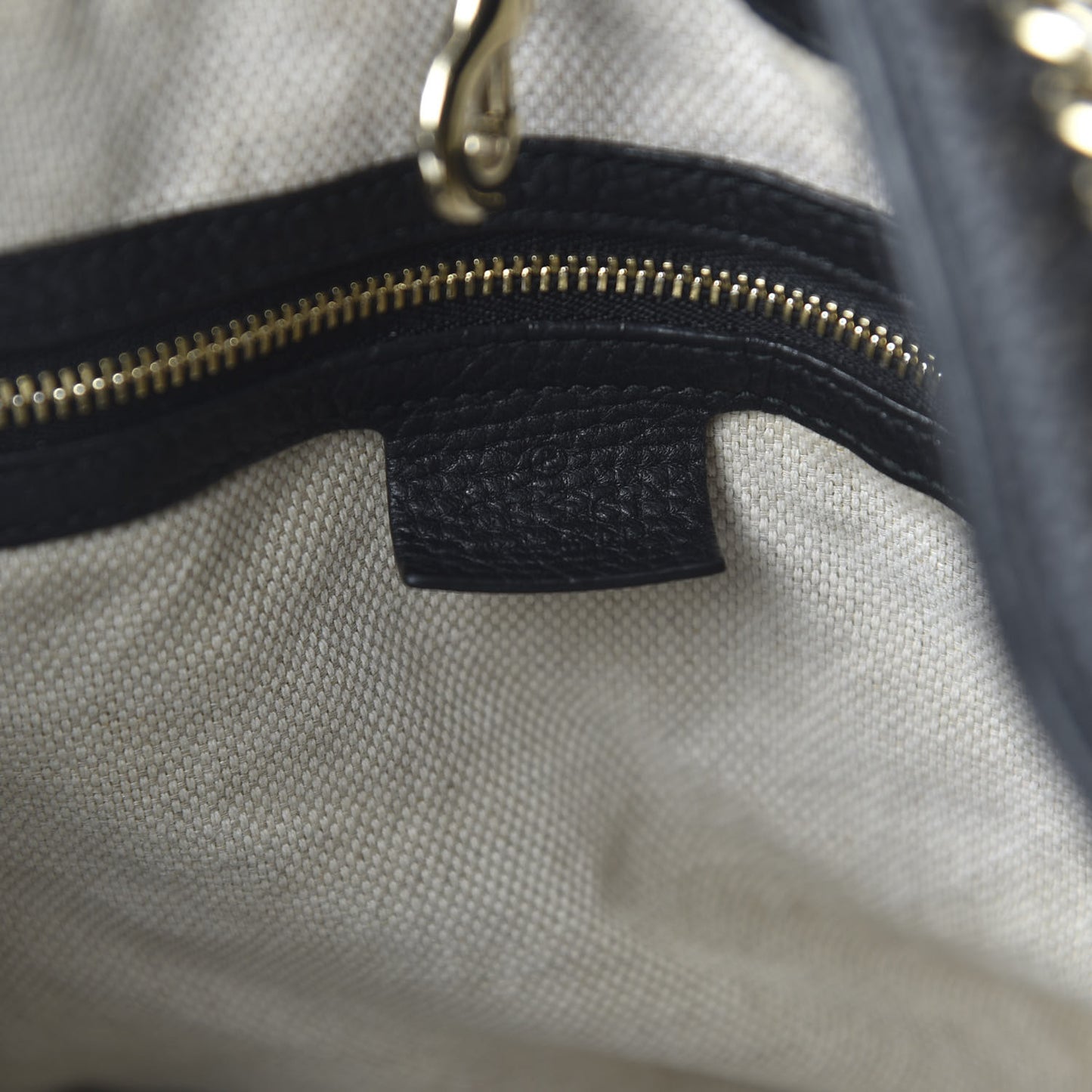 Pebbled Calfskin Medium Soho Chain Shoulder Bag Black