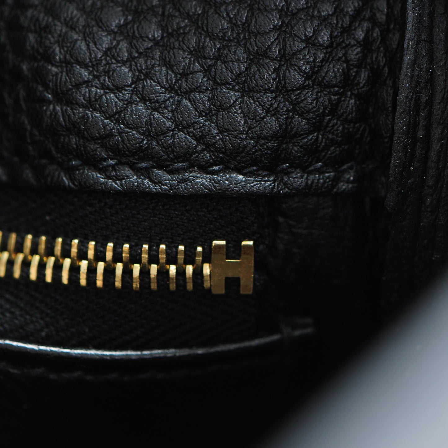 Togo Kelly Retourne 35 Black