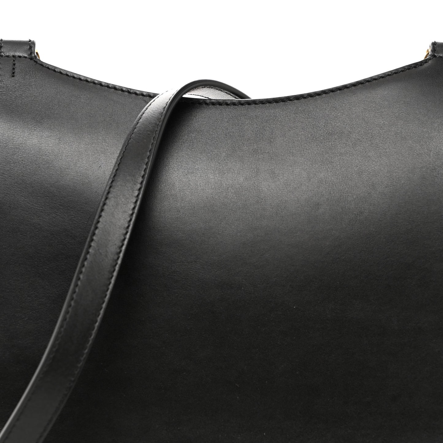 Smooth Calfskin Hunting Bag 11 Black