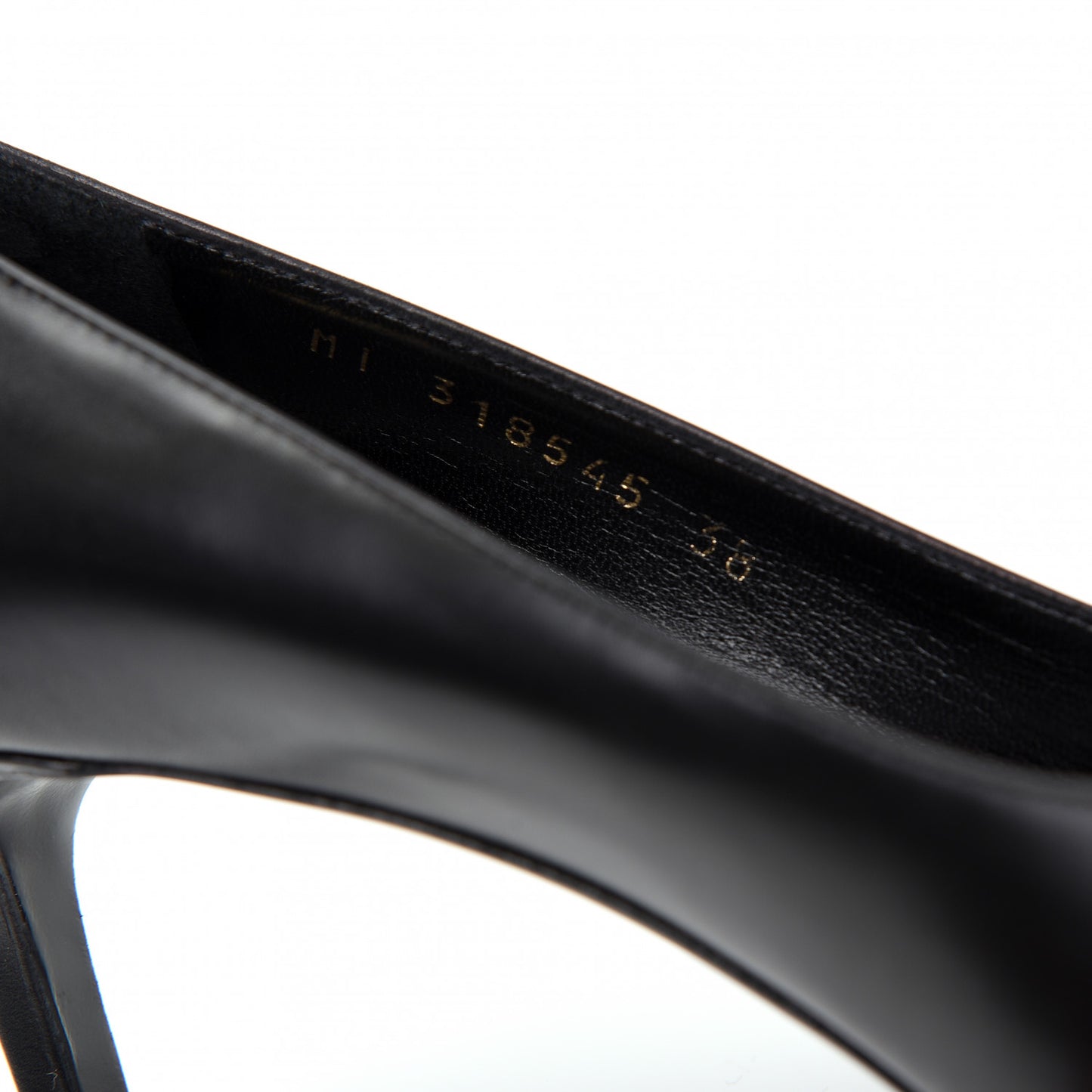 Calfskin Pumps 38 Black