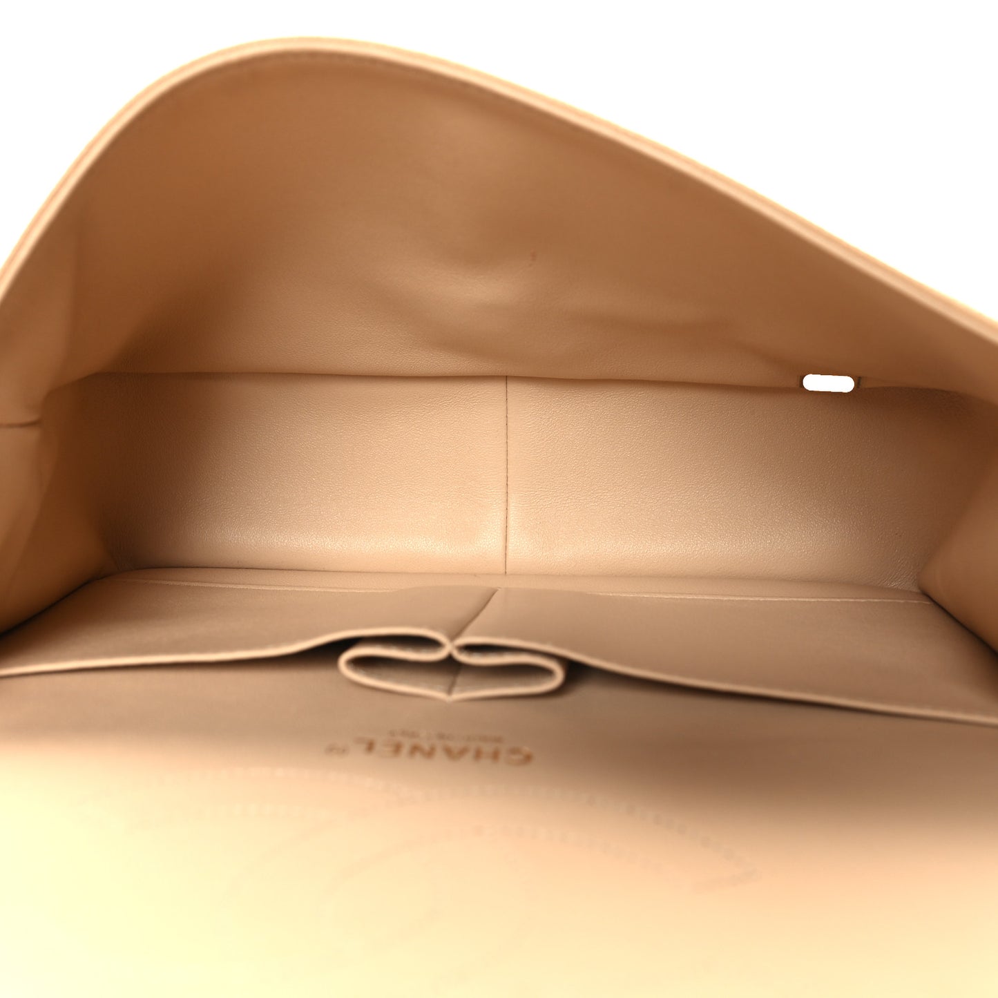 Caviar Quilted Jumbo Double Flap Beige Clair