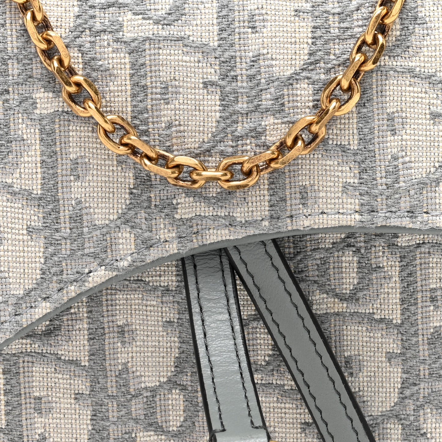 Oblique Saddle Chain Long Wallet Grey