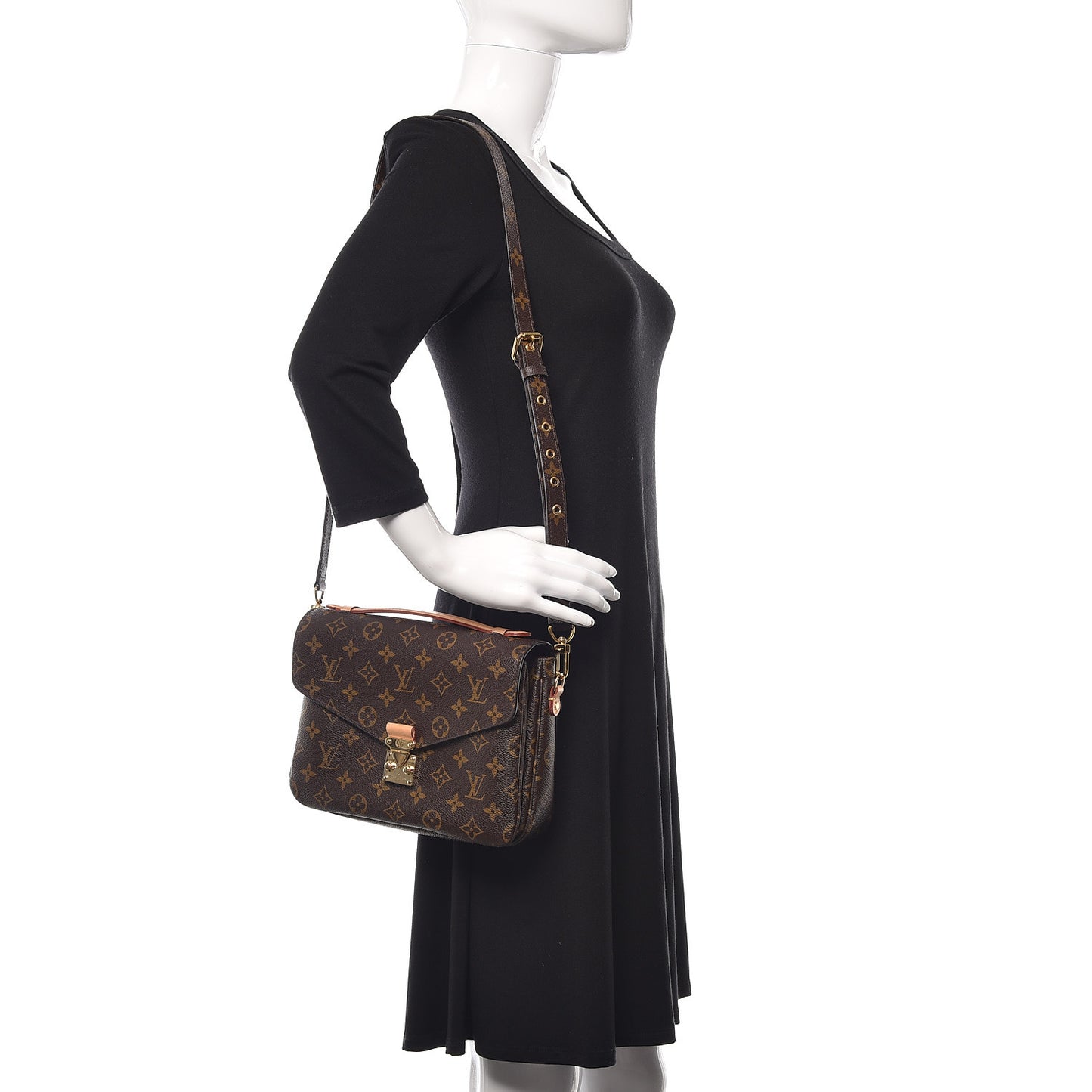 Monogram Pochette Metis