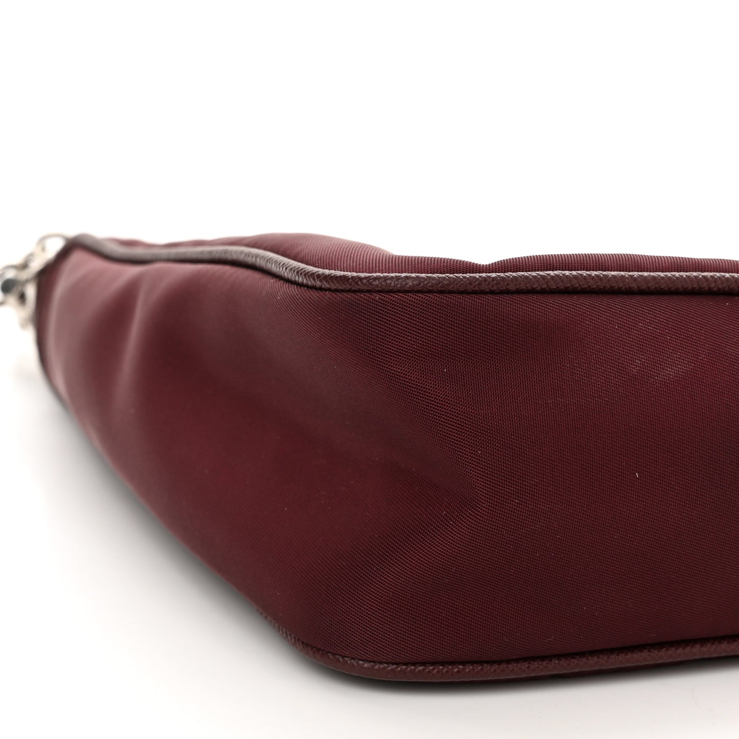 Tessuto Nylon Re-Edition 2005 Shoulder Bag Granato