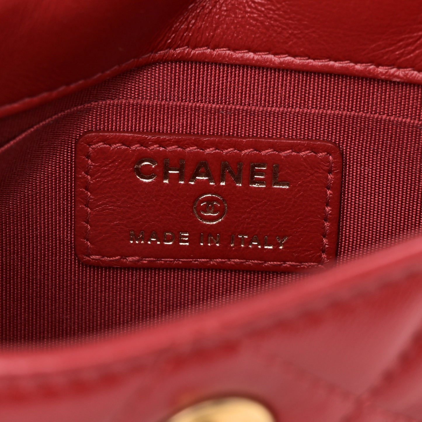 Shiny Lambskin Quilted Extra Mini Flap Red