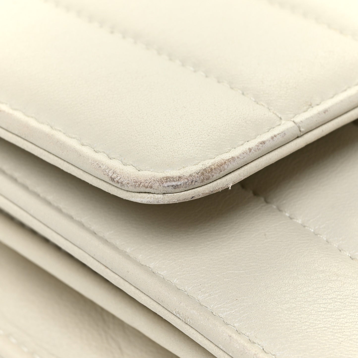Lambskin Matelasse Small Vicky Chain Bag White