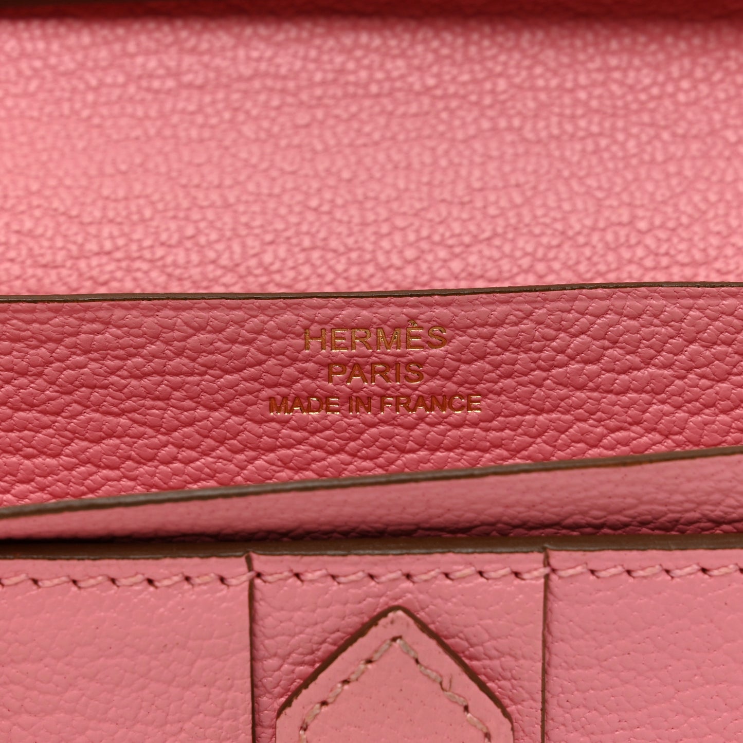 Chèvre Mysore Bearn Gusset Wallet Rose Confetti