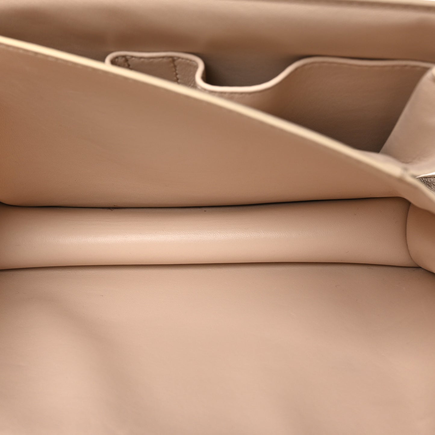 Liege Calfskin Medium Classic Box Flap Bag Powder
