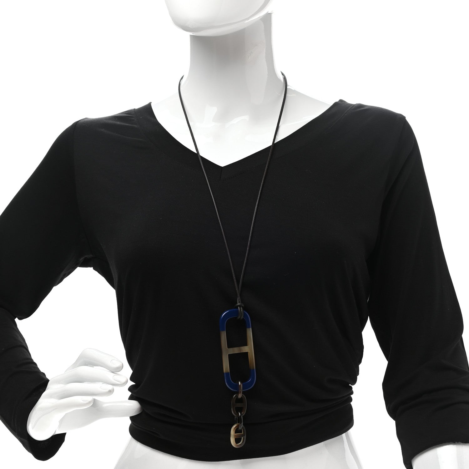 Hermes Lacquered Buffalo Horn Amarres Pendant Necklace 2 of 6