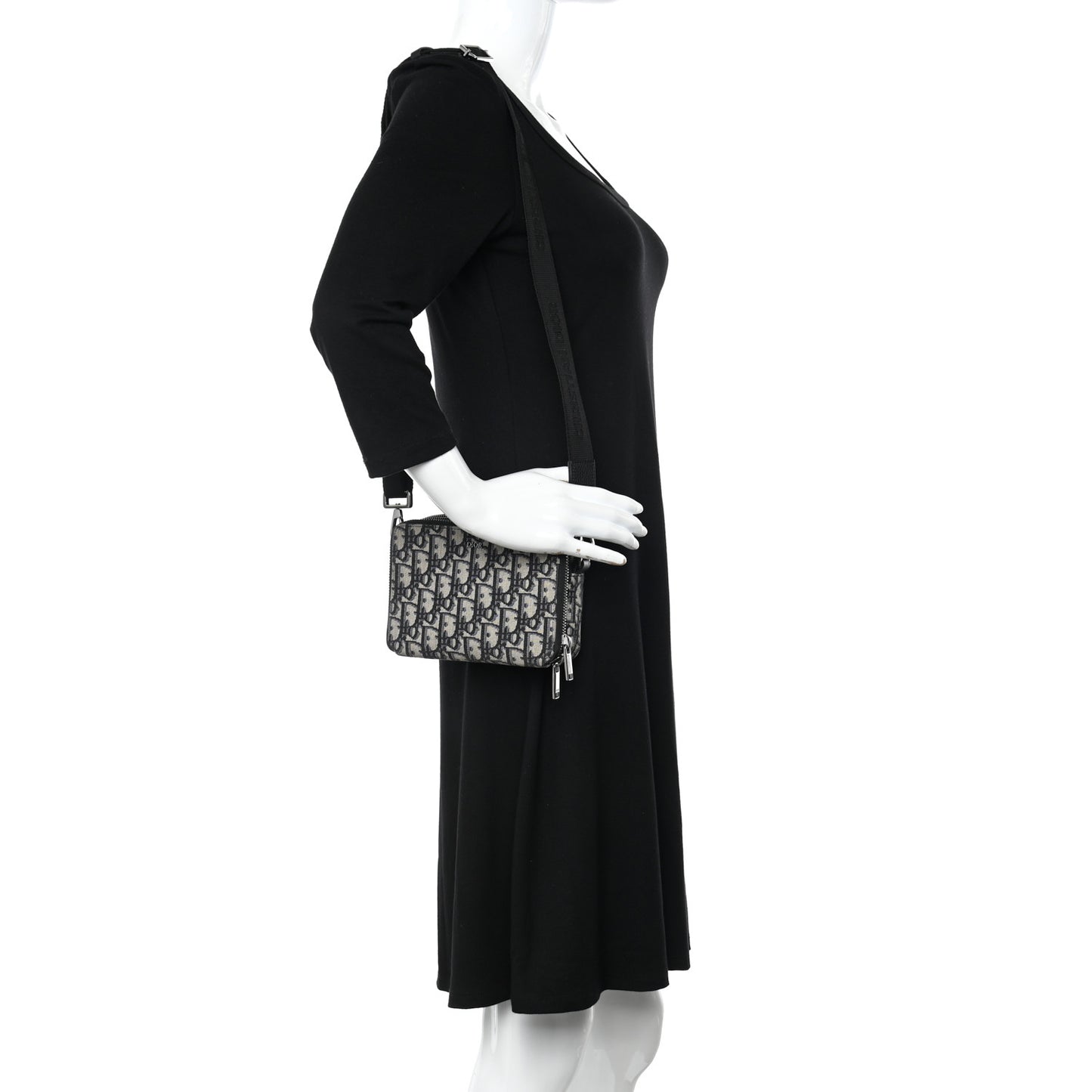 Oblique Pouch Beige Black