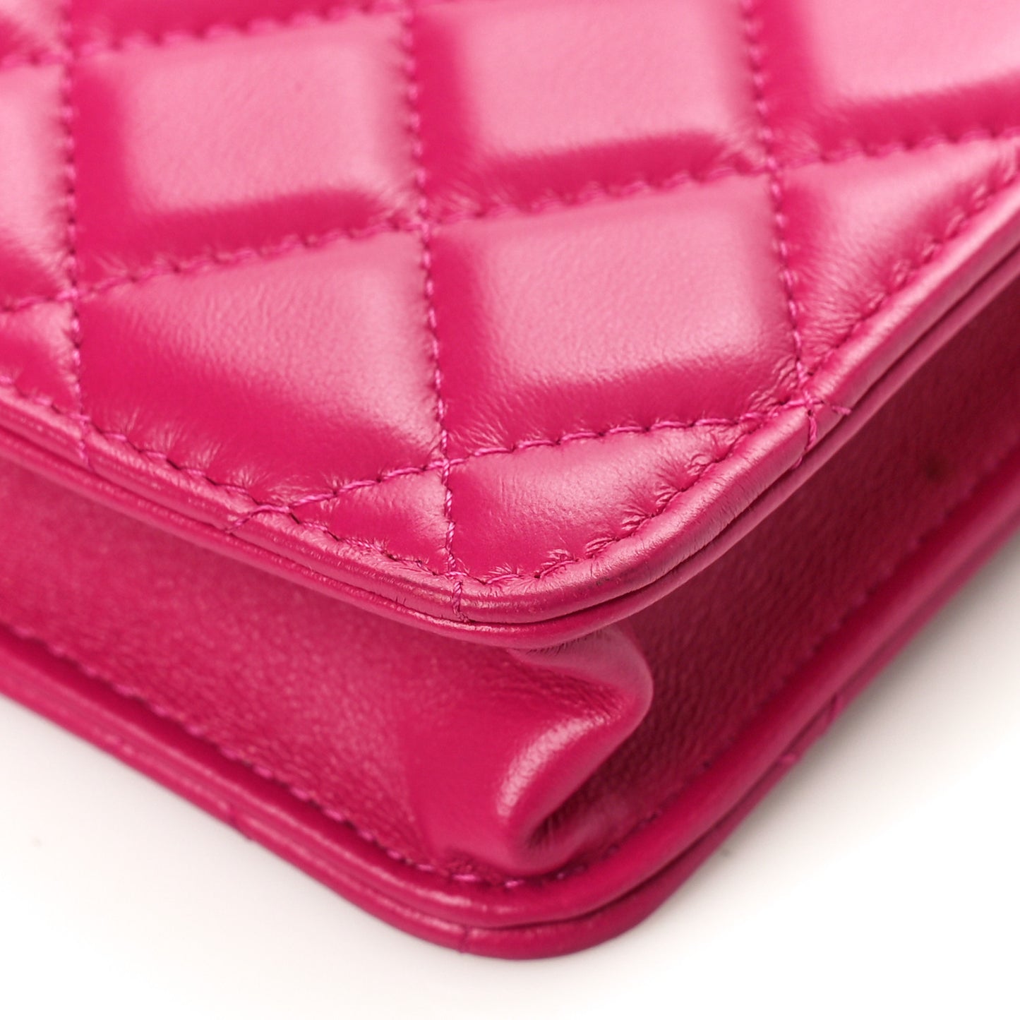 Lambskin Quilted Phone Holder With Chain Fuchsia