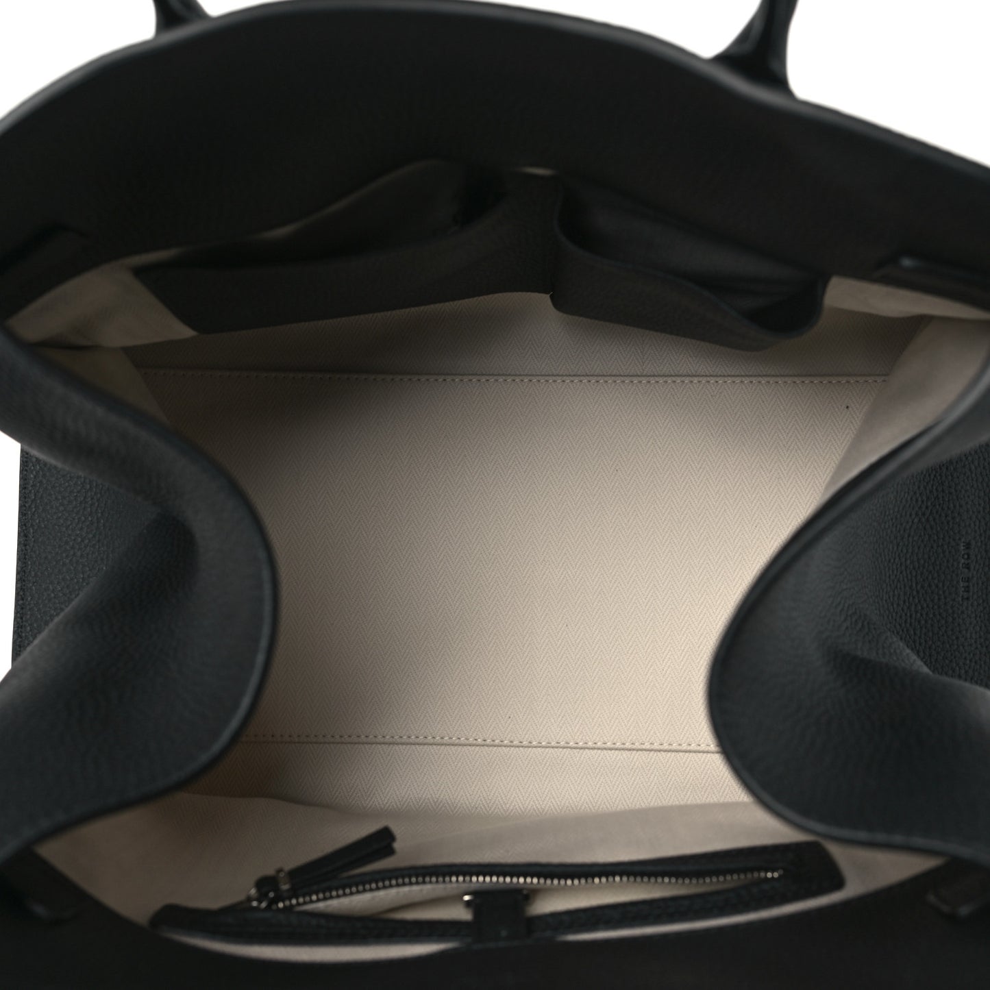 Matte Grained Calfskin Soft Margaux 15 Black
