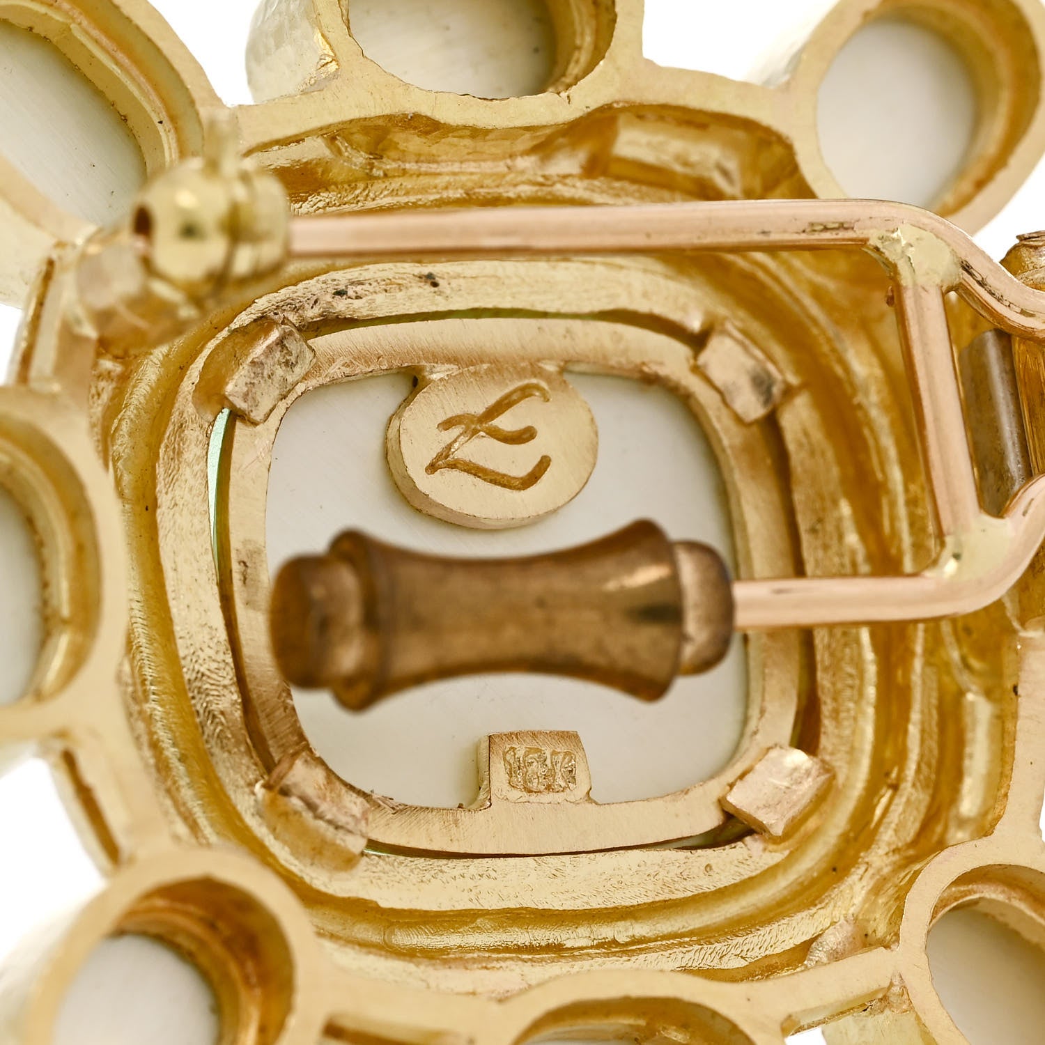 Elizabeth Locke 18K Yellow Gold Peridot Venetian Glass Intaglio Brooch Pin Green 4 of 4