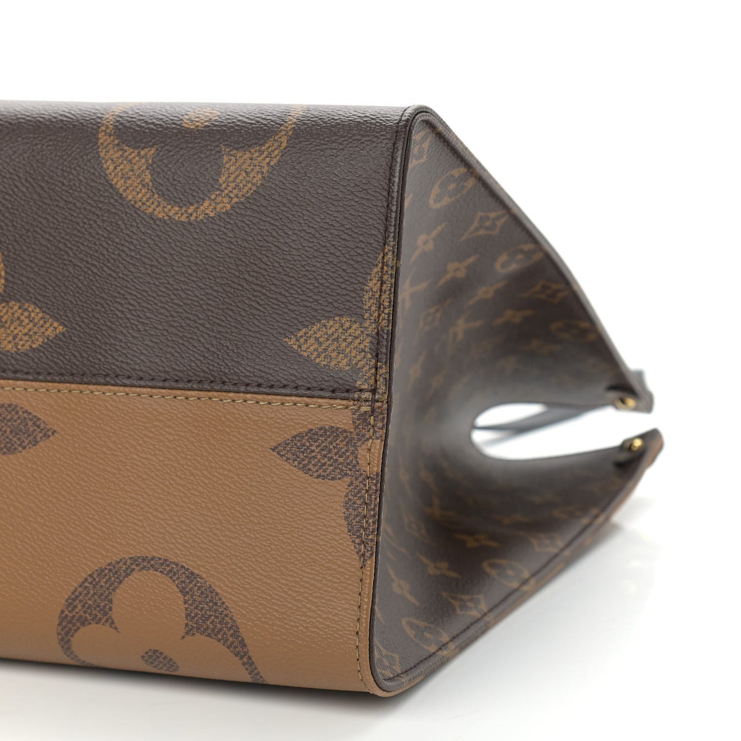 Reverse Monogram Giant Onthego GM