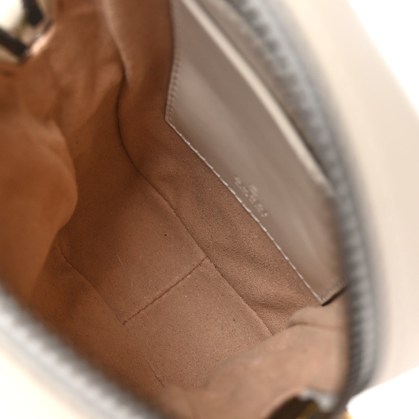 Calfskin Matelasse Mini GG Marmont Crossbody Bag White