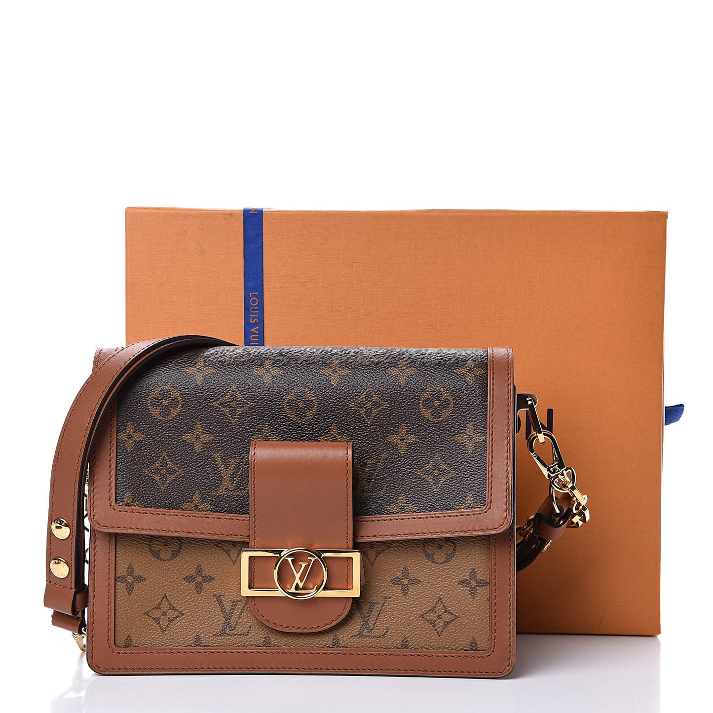Reverse Monogram Dauphine MM