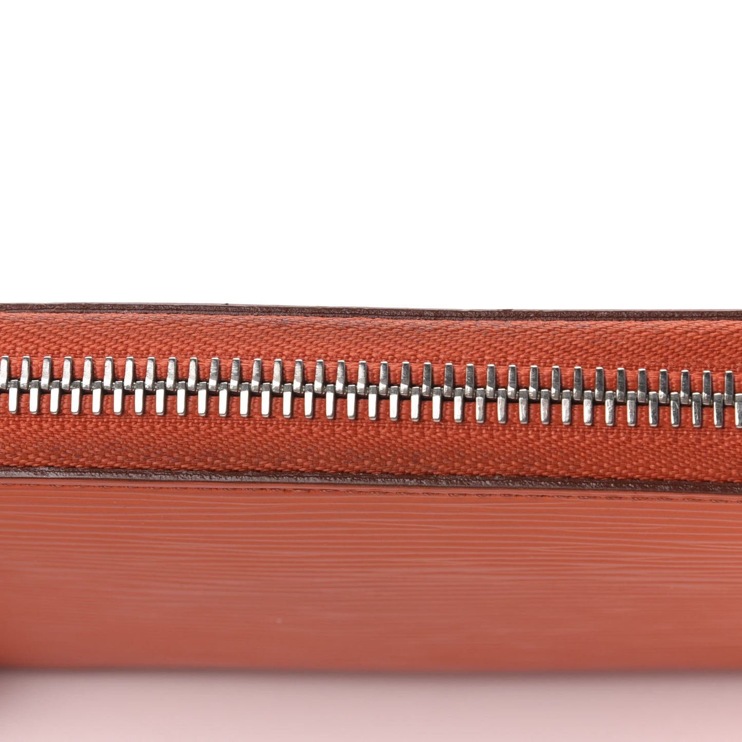 Epi Zippy Compact Wallet Piment
