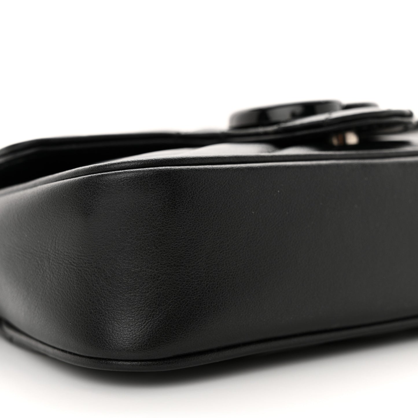 Calfskin Matelasse Monochrome GG Marmont Chain Belt Bag Black