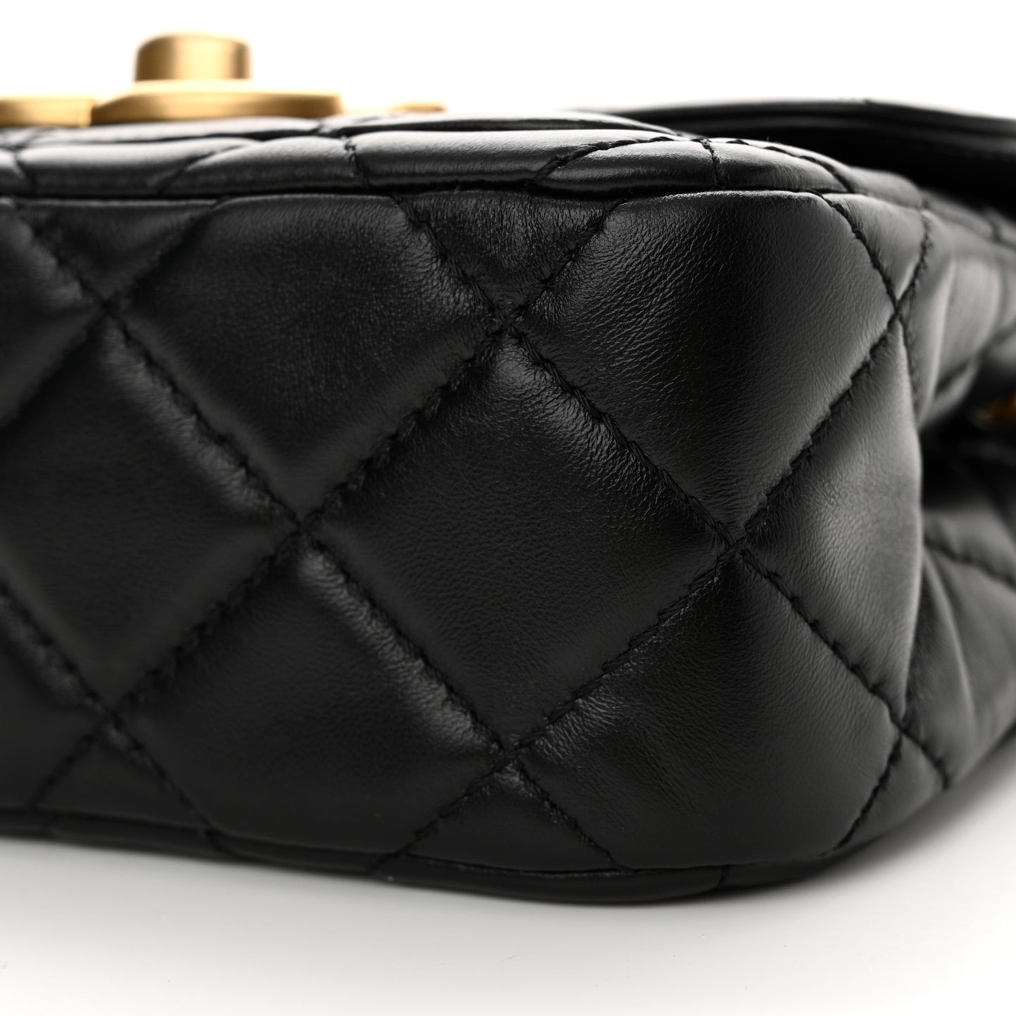 Shiny Lambskin Quilted Mini Maxi CC Flap Black