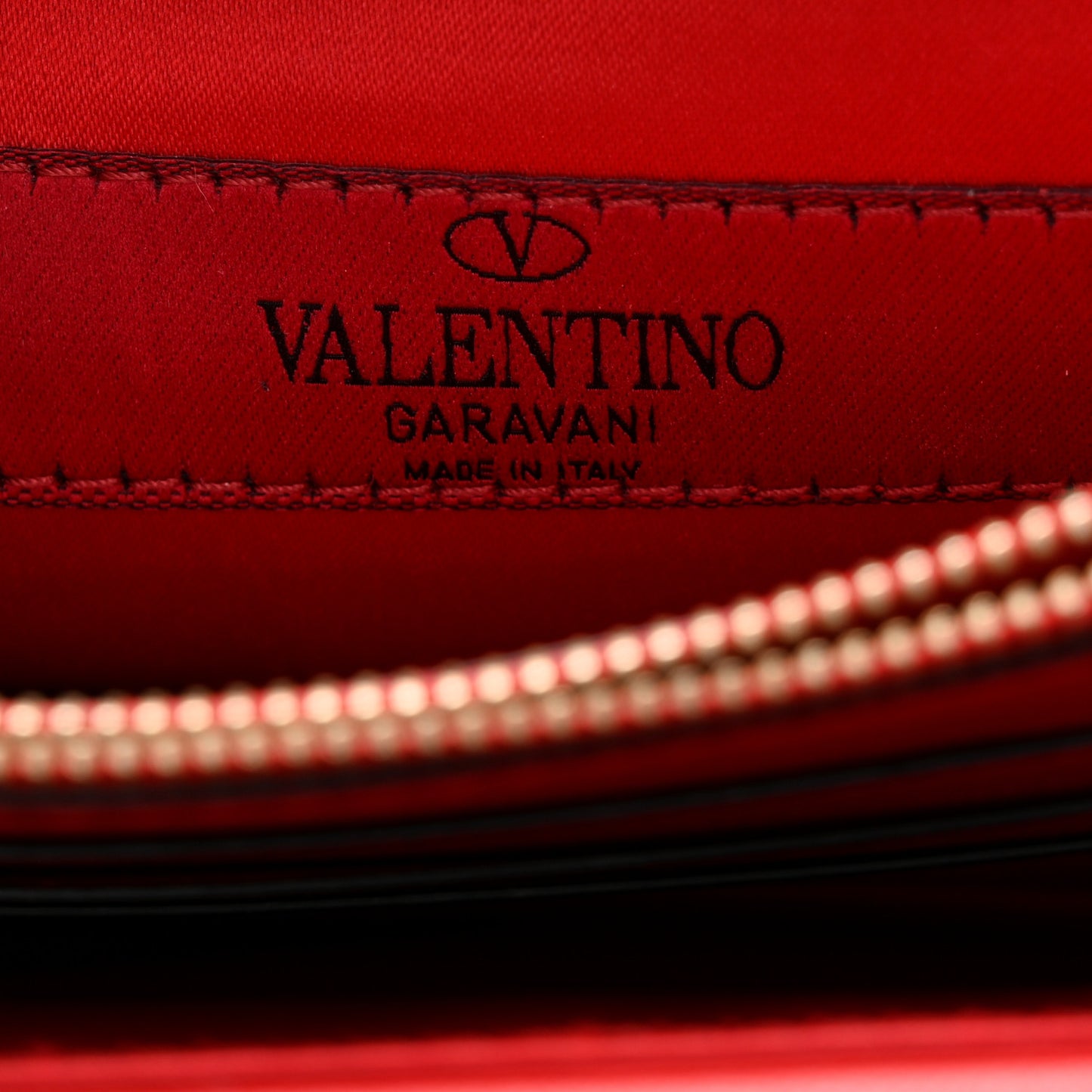 Vitello Rockstud Wallet On Chain Rouge Pur