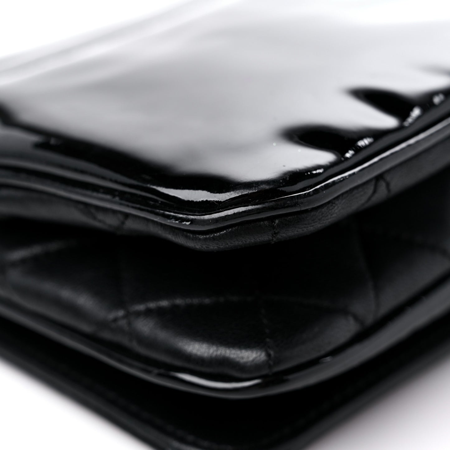 Patent Lipstick Wallet On Chain Black