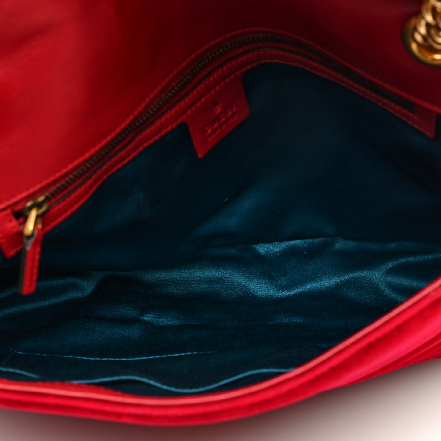 Velvet Matelasse Medium GG Marmont Shoulder Bag Hibiscus Red
