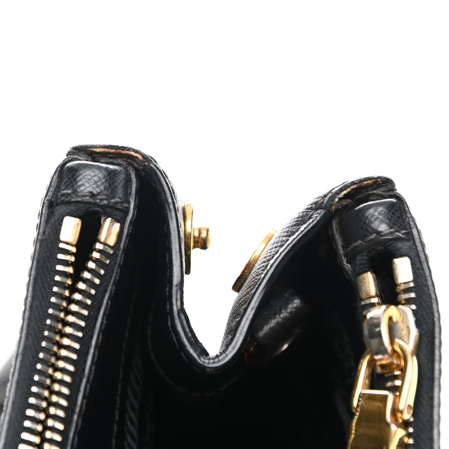 Saffiano Medium Galleria Double Zip Tote Black