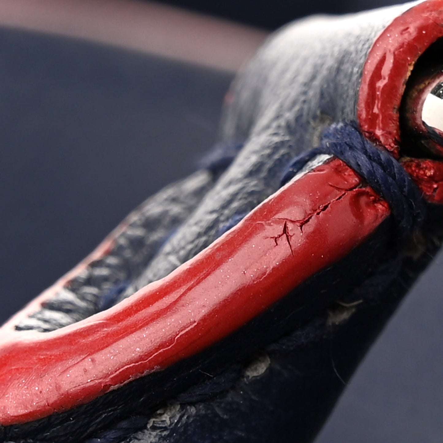 Calfskin Lockme Day Marine Rouge