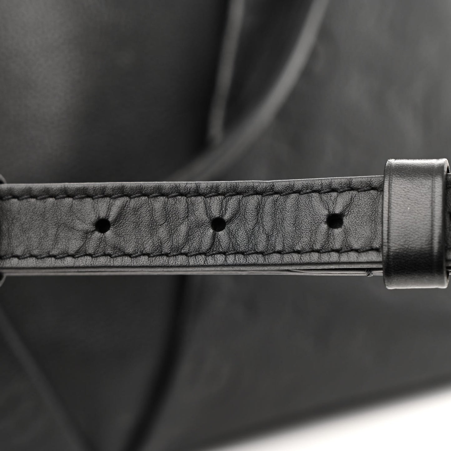 Empreinte V Tote MM Black