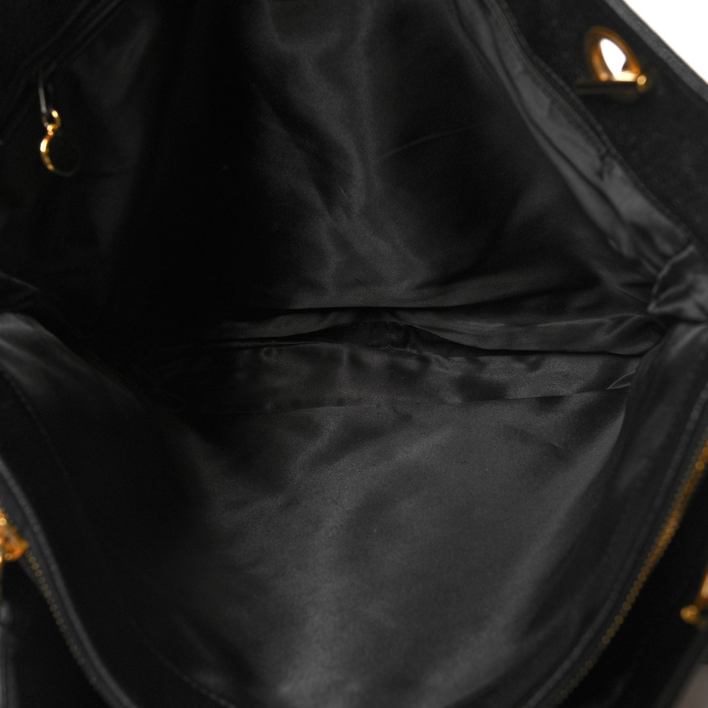 Caviar CC Shoulder Bag Black