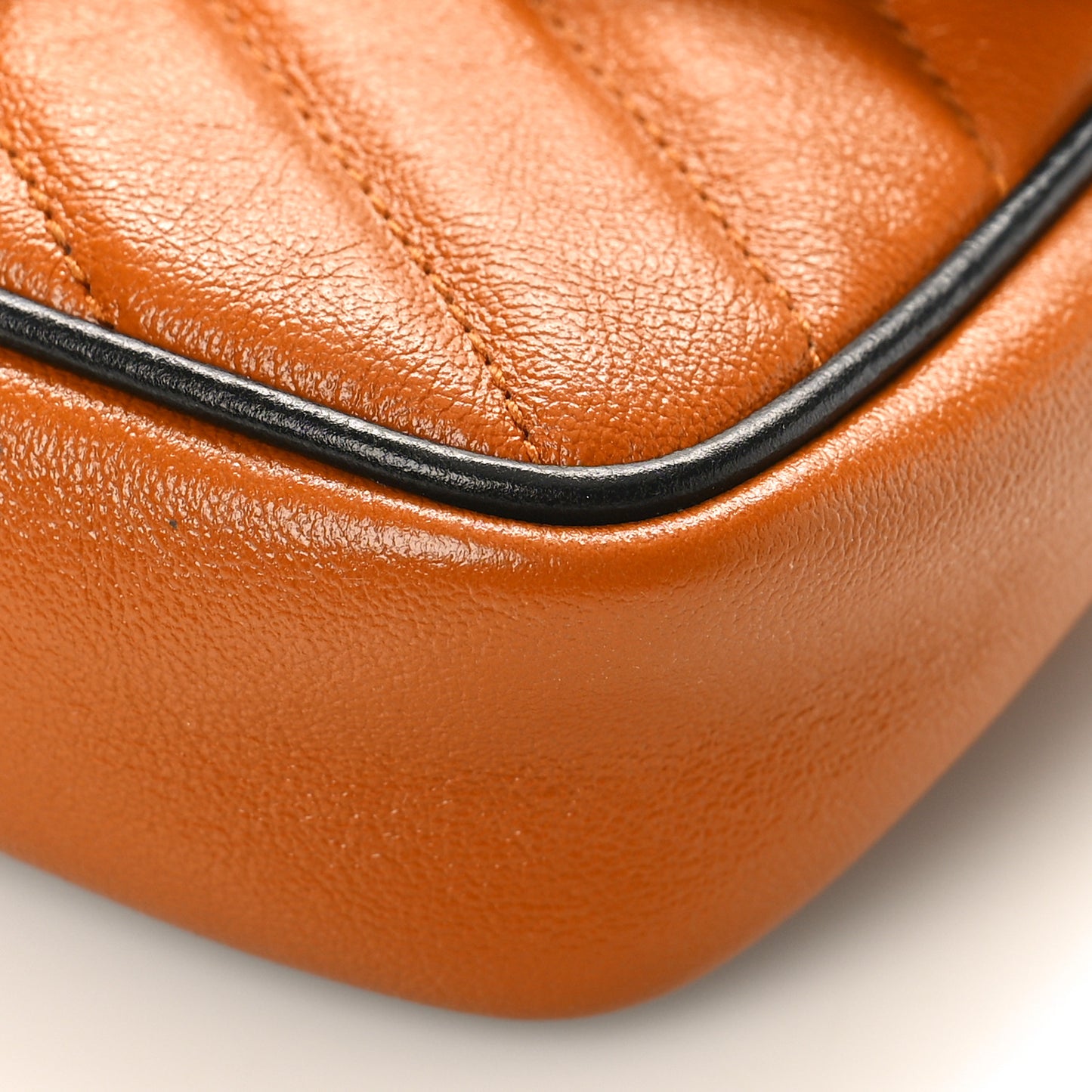 Vintage Effect Calfskin Matelasse Diagonal Super Mini GG Marmont Shoulder Bag Cognac Black