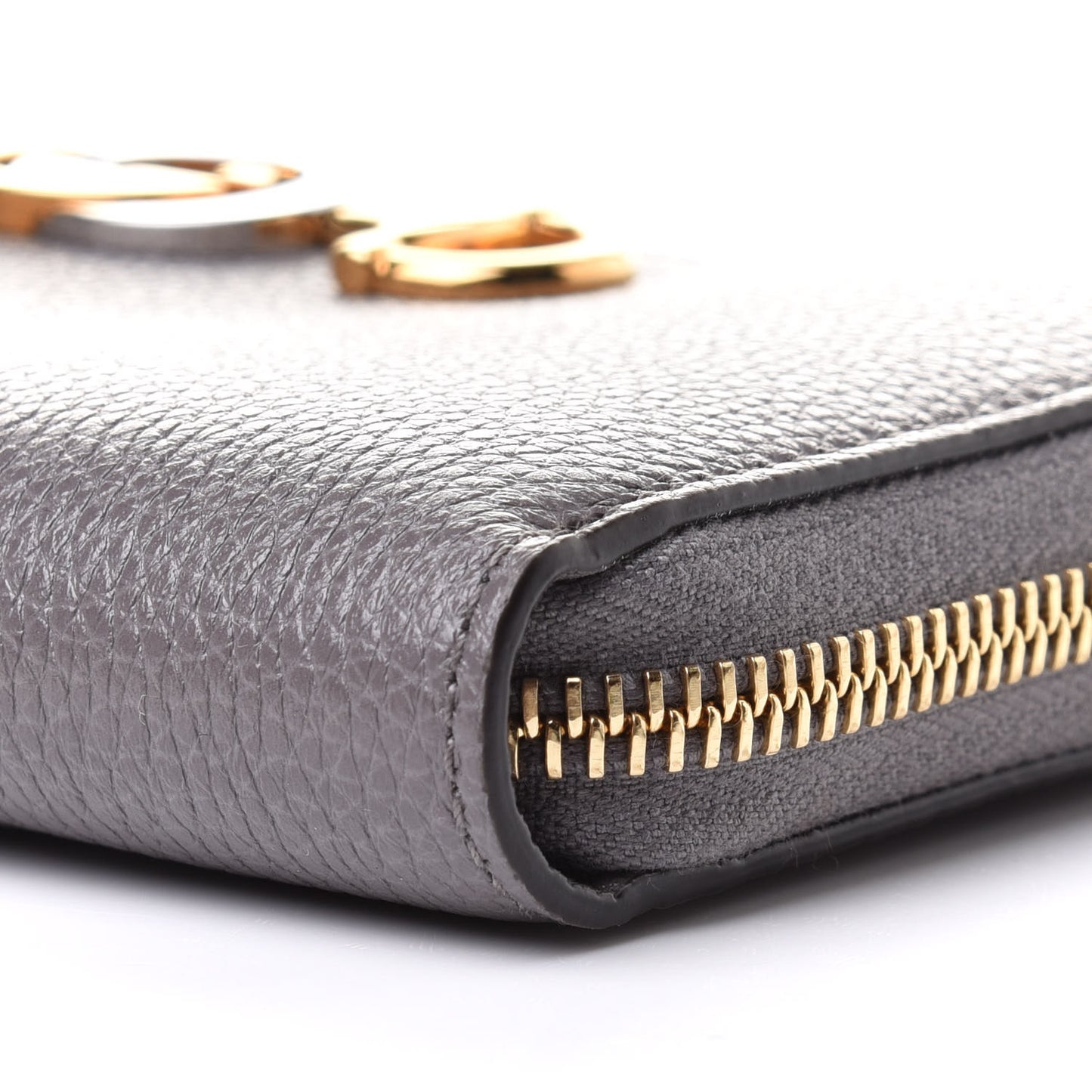 Grainy Calfskin Zumi Zip Around Wallet Dusty Grey