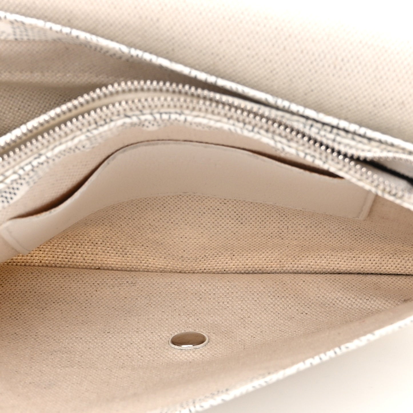 Goyardine Plumet Wallet Clutch White