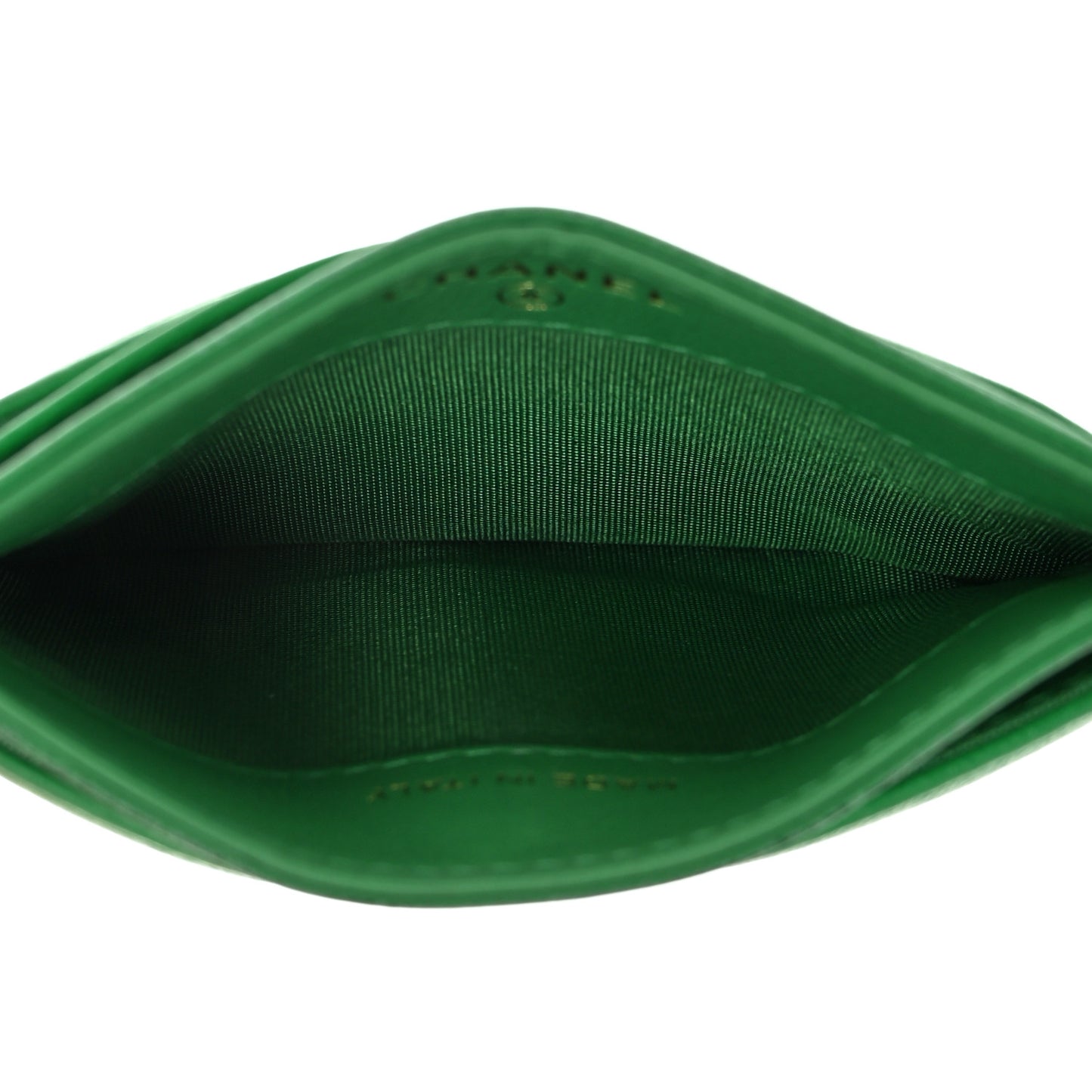 Lambskin Quilted Chanel 19 Card Holder Green