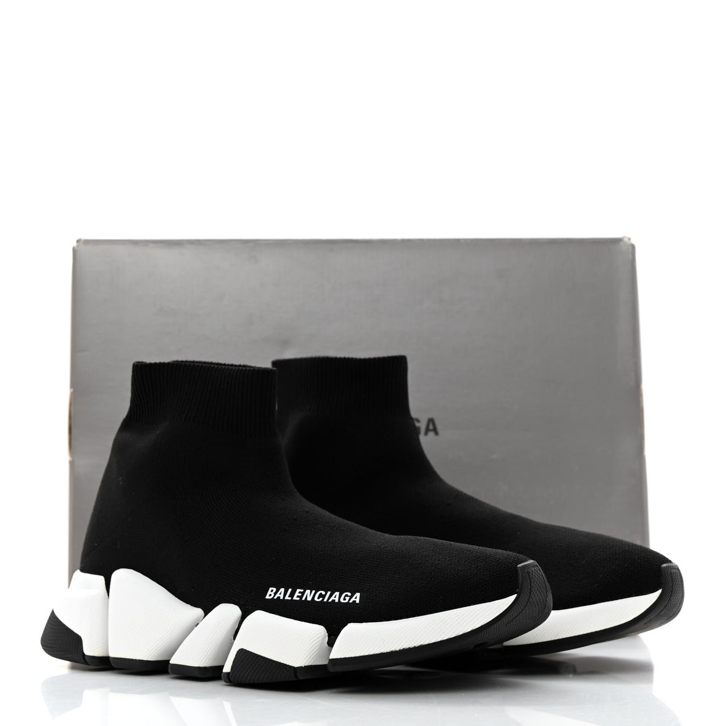 Technical 3D Recycled Knit Bi-Color Sole Womens Speed 2.0 Sneakers 39 Black White