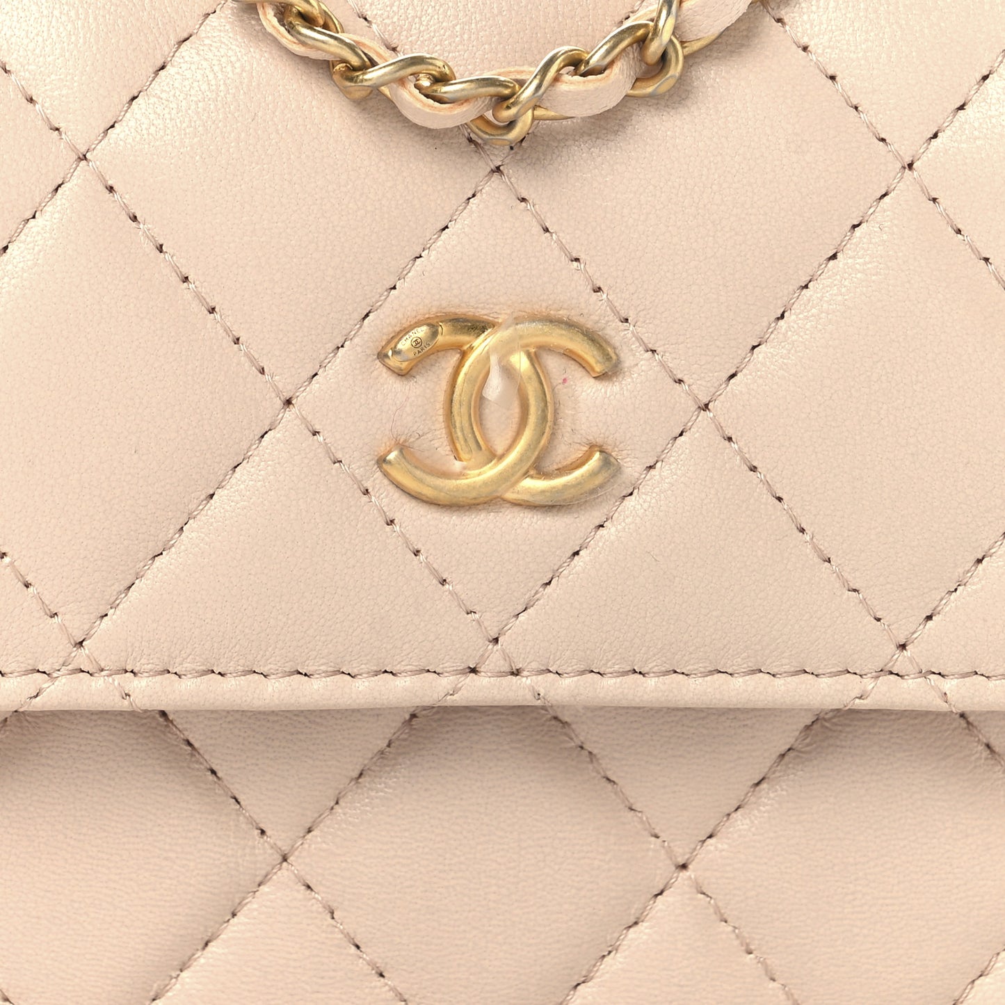 Lambskin Quilted Pearl Crush Clutch With Chain Light Pink