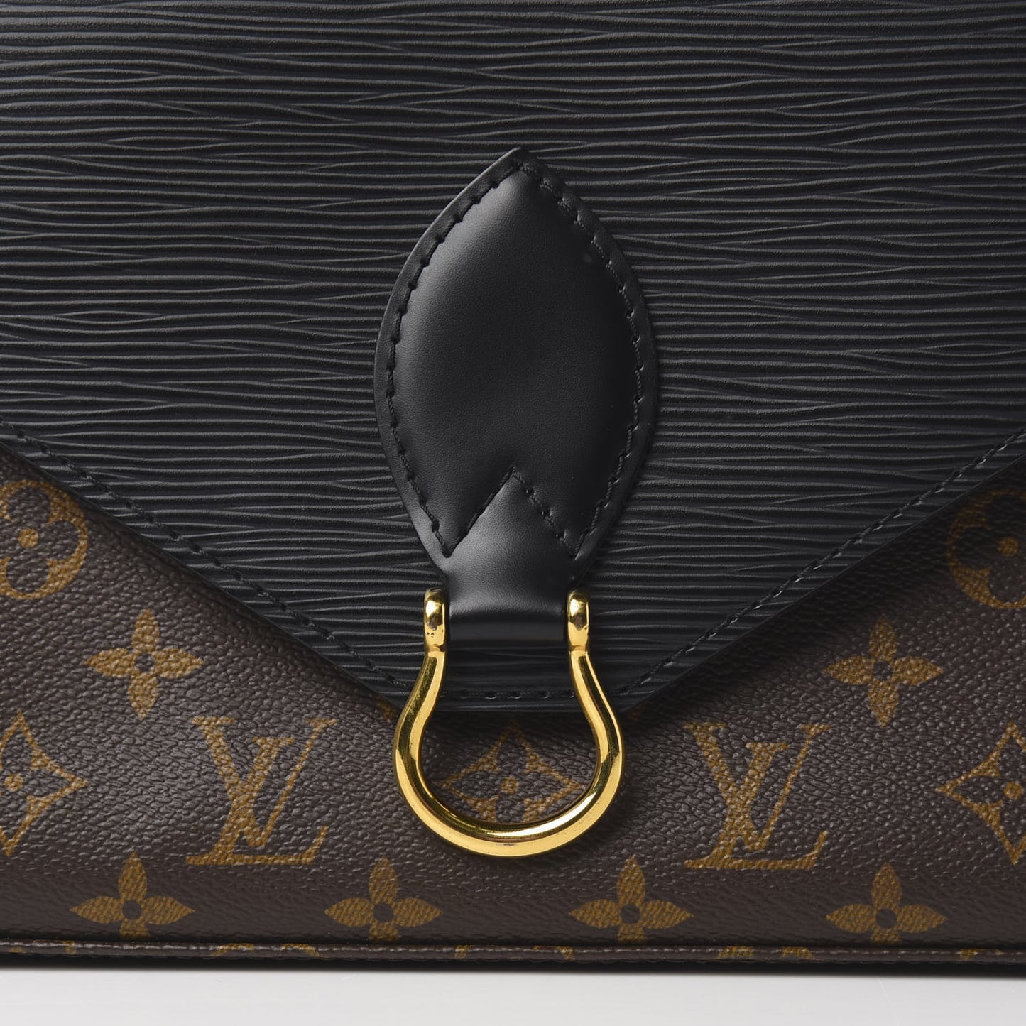 Epi Monogram Saint Michel Black