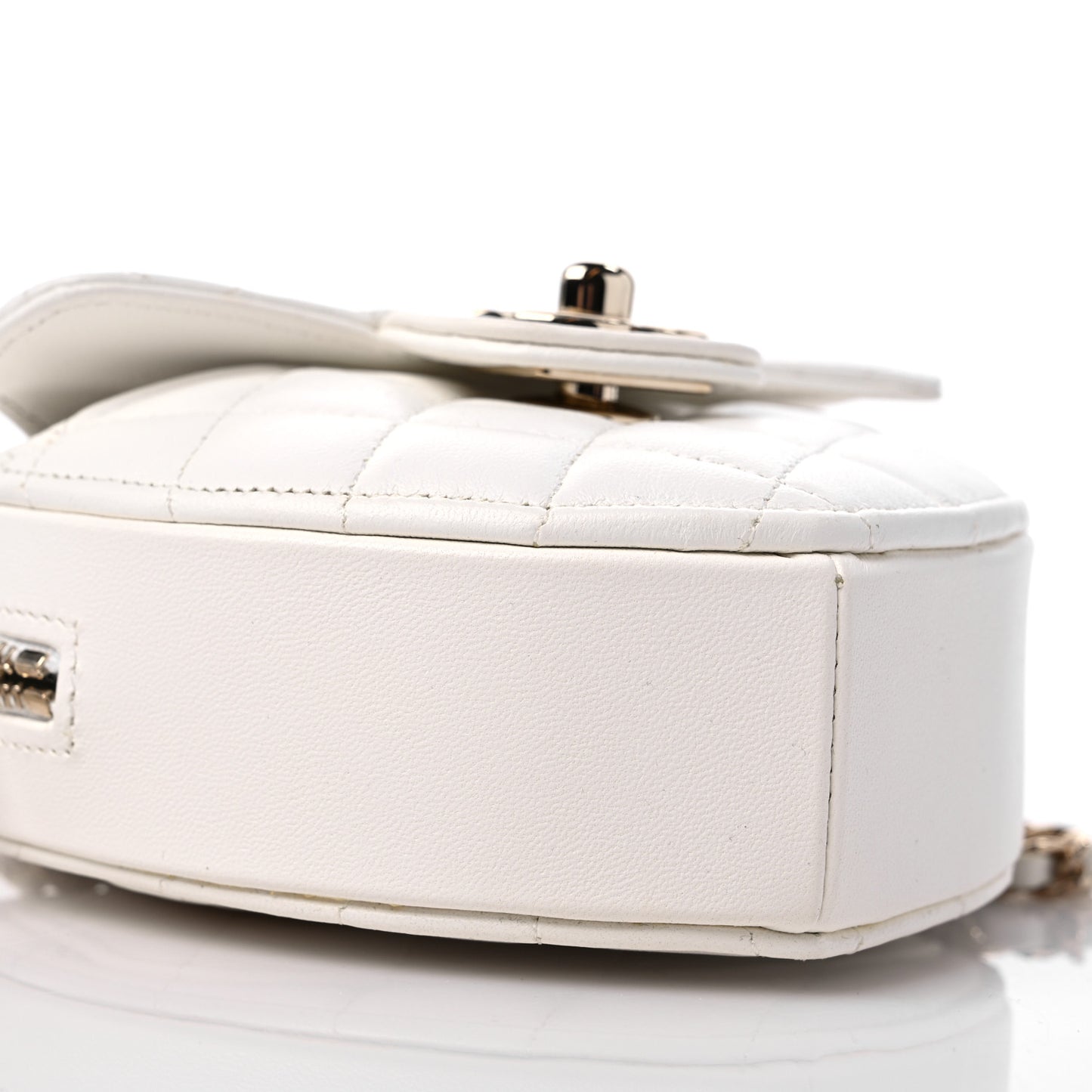 Lambskin Quilted CC In Love Heart Clutch With Chain White