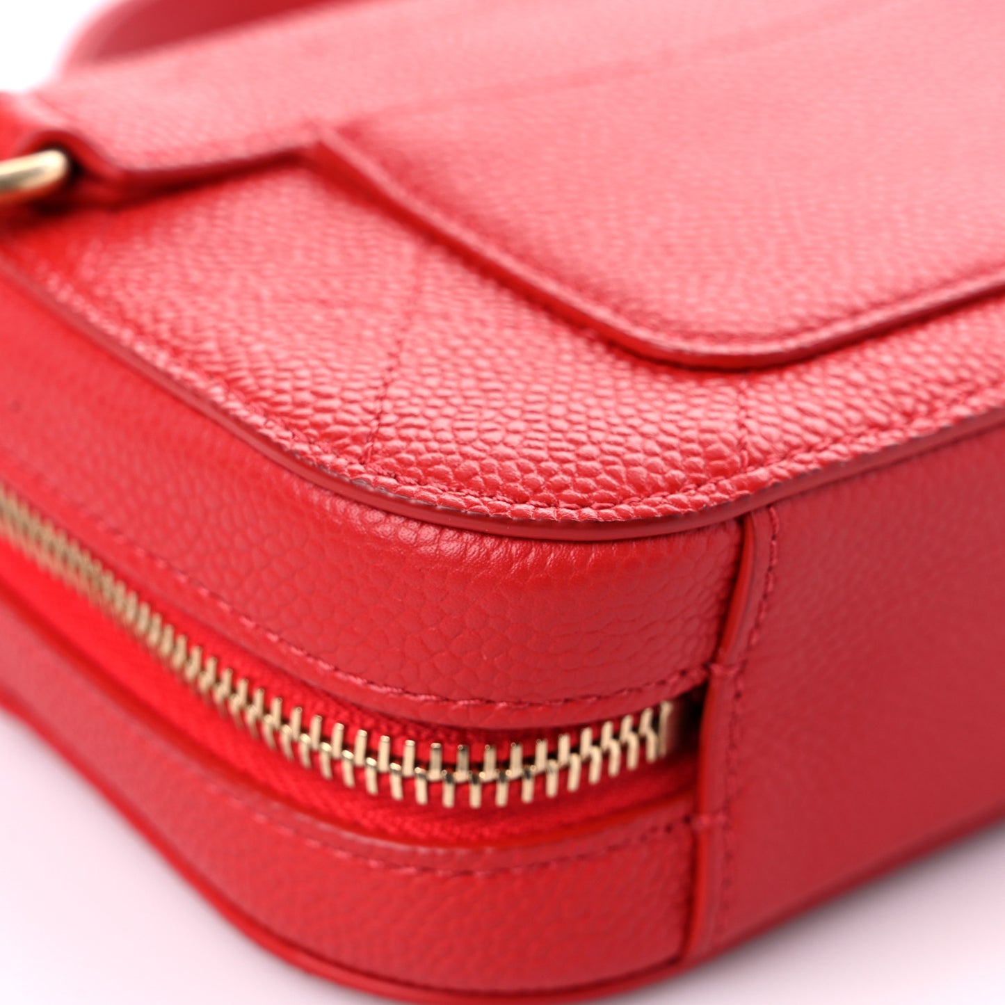Caviar Quilted Waist Bag Red