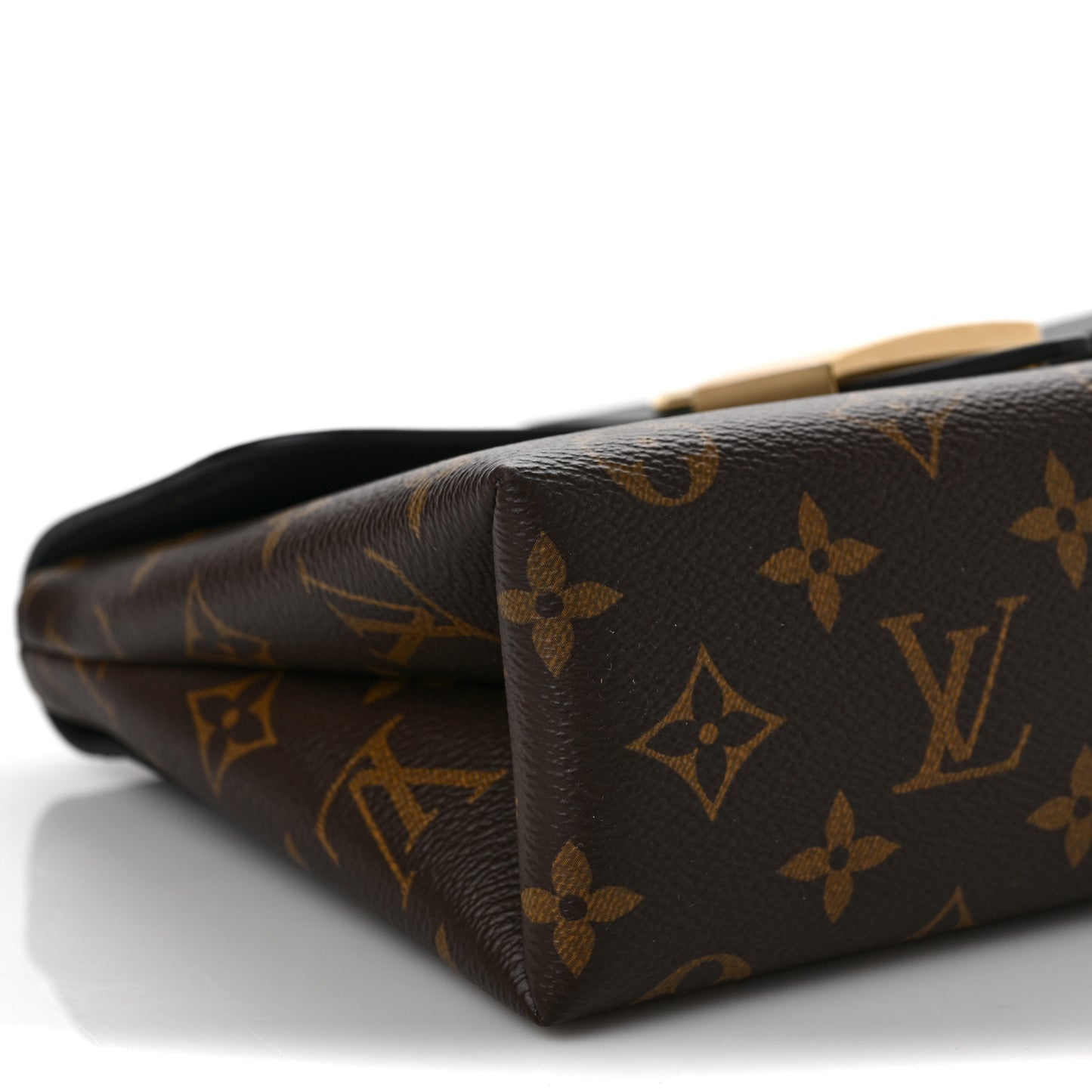 Monogram Locky BB Black