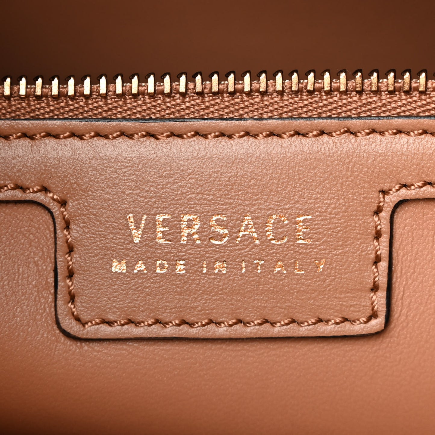 Calfskin Vitello Virtus Hobo Caramel