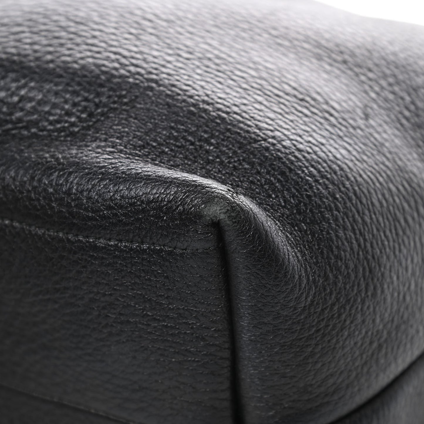 Cervo Flap Shoulder Bag Black