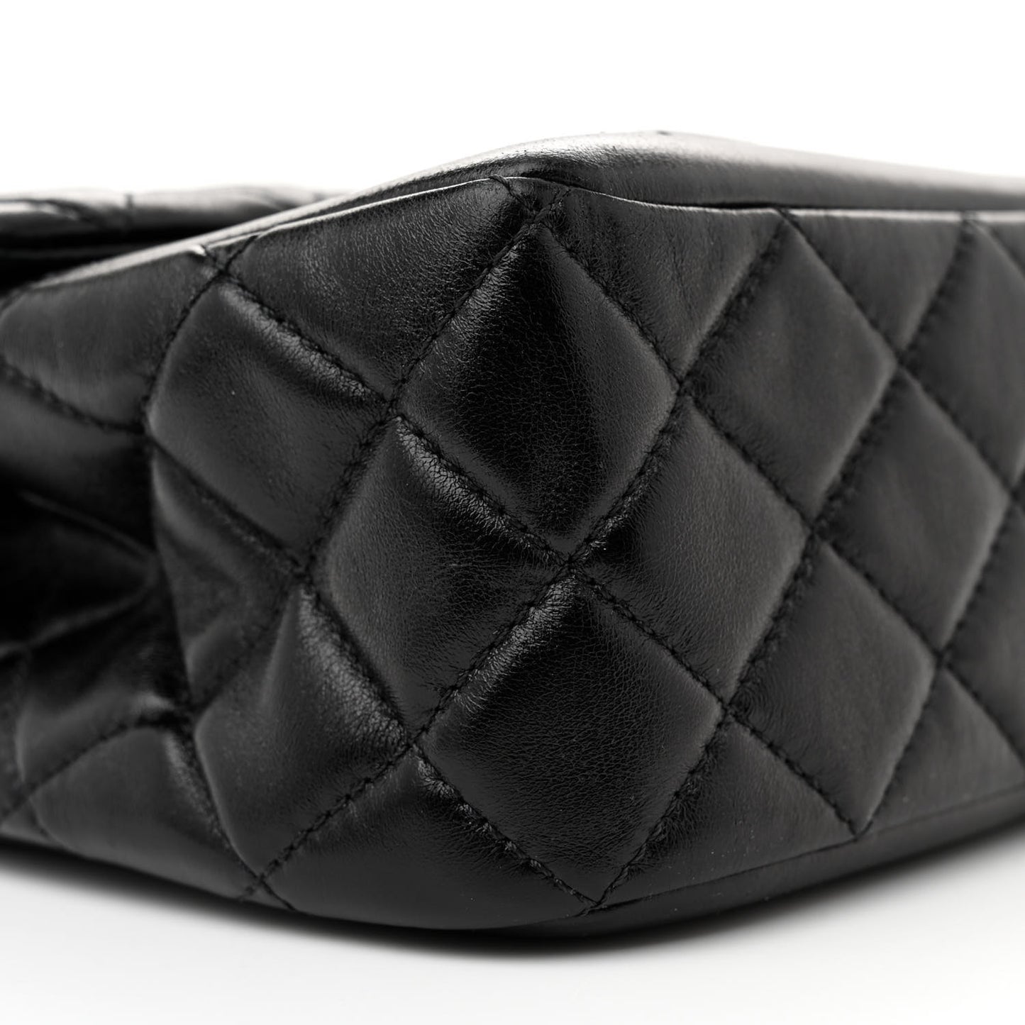Shiny Lambskin Quilted Daily Friend Flap Black