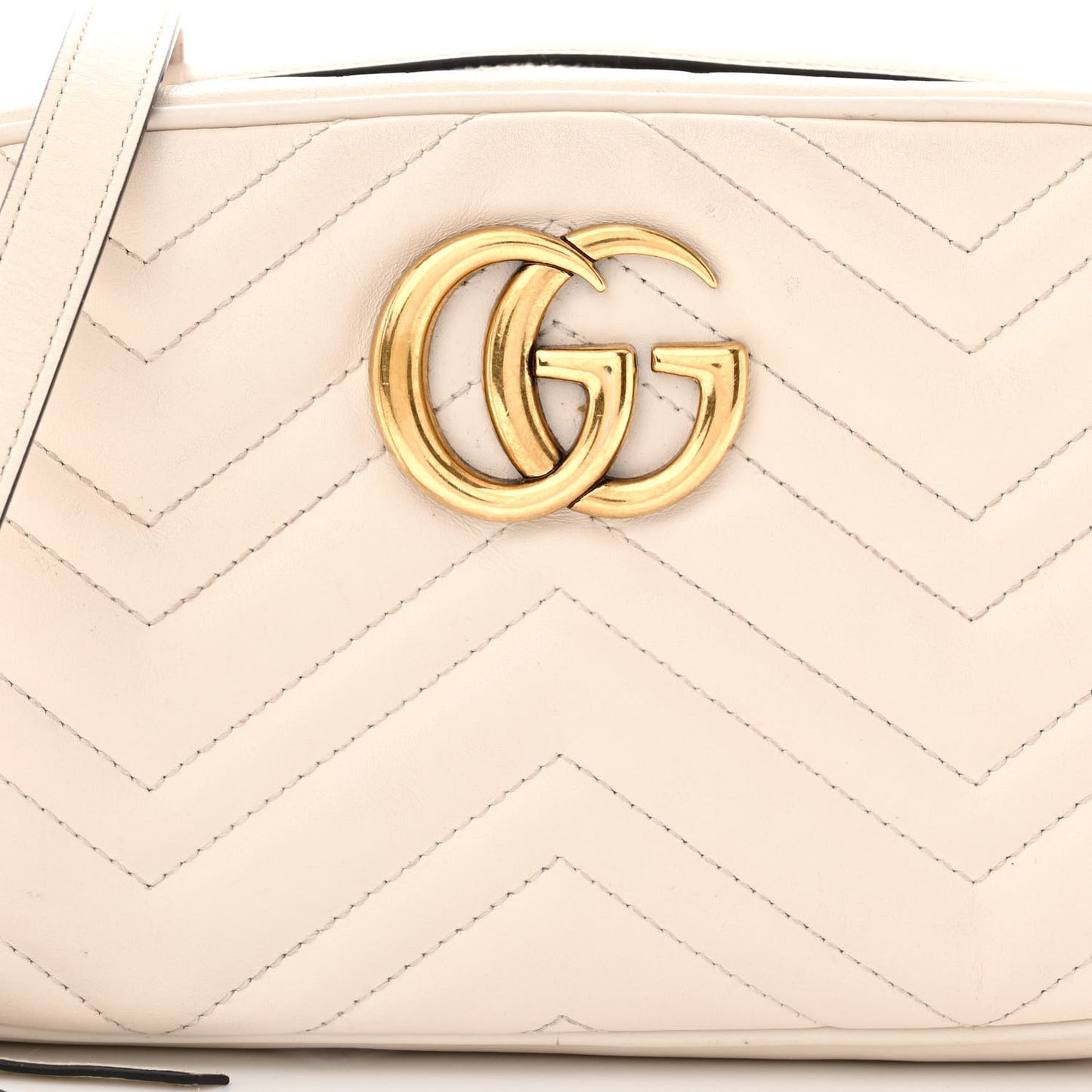 Calfskin Matelasse Small GG Marmont Chain Shoulder Bag White