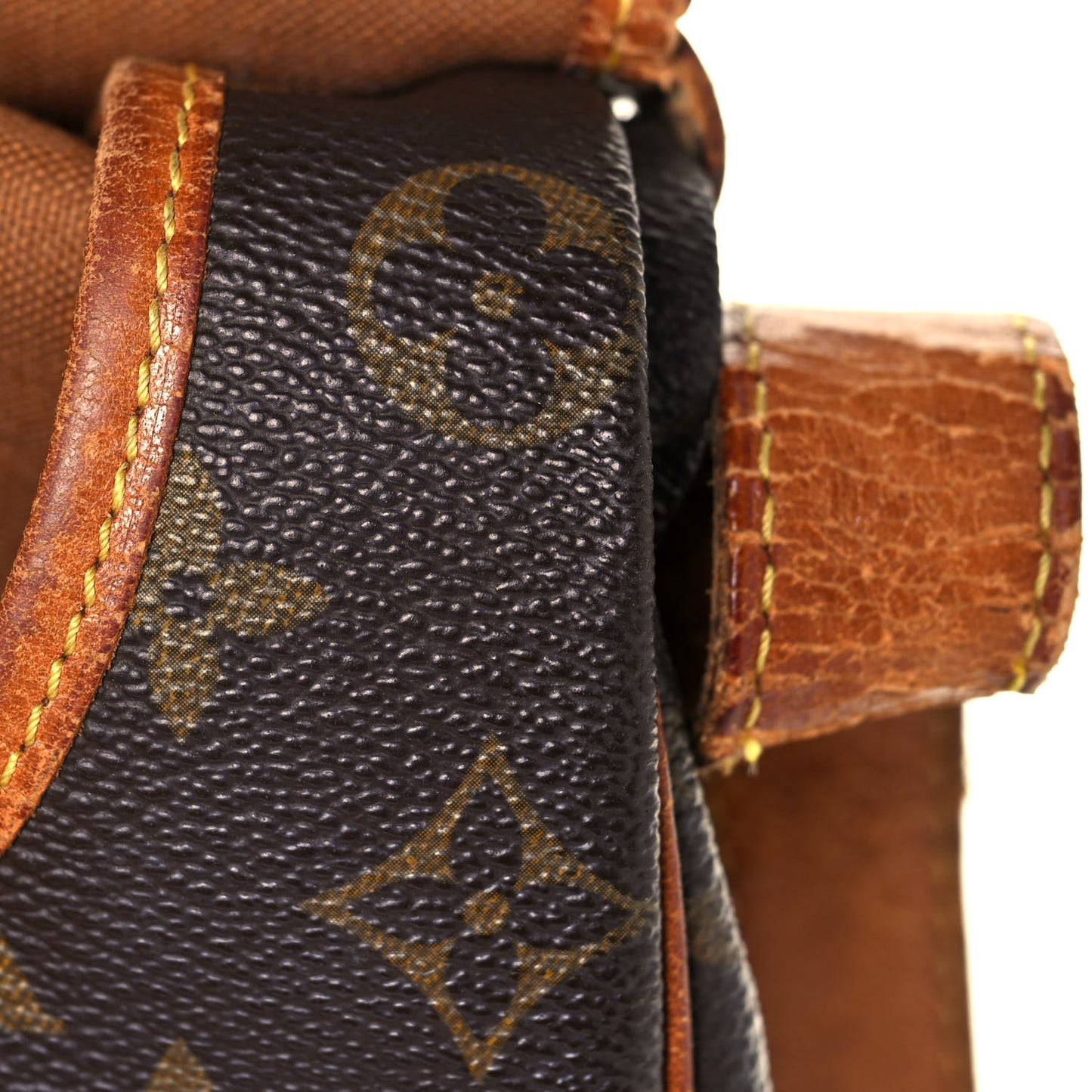 Monogram Saumur 35