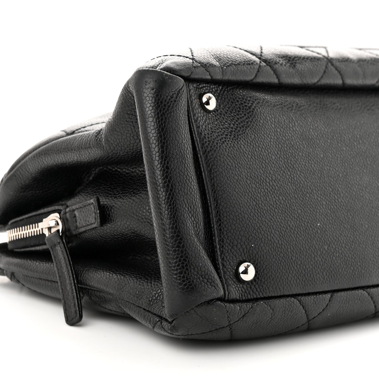 Caviar Quilted CC Timeless Soft Tote Black