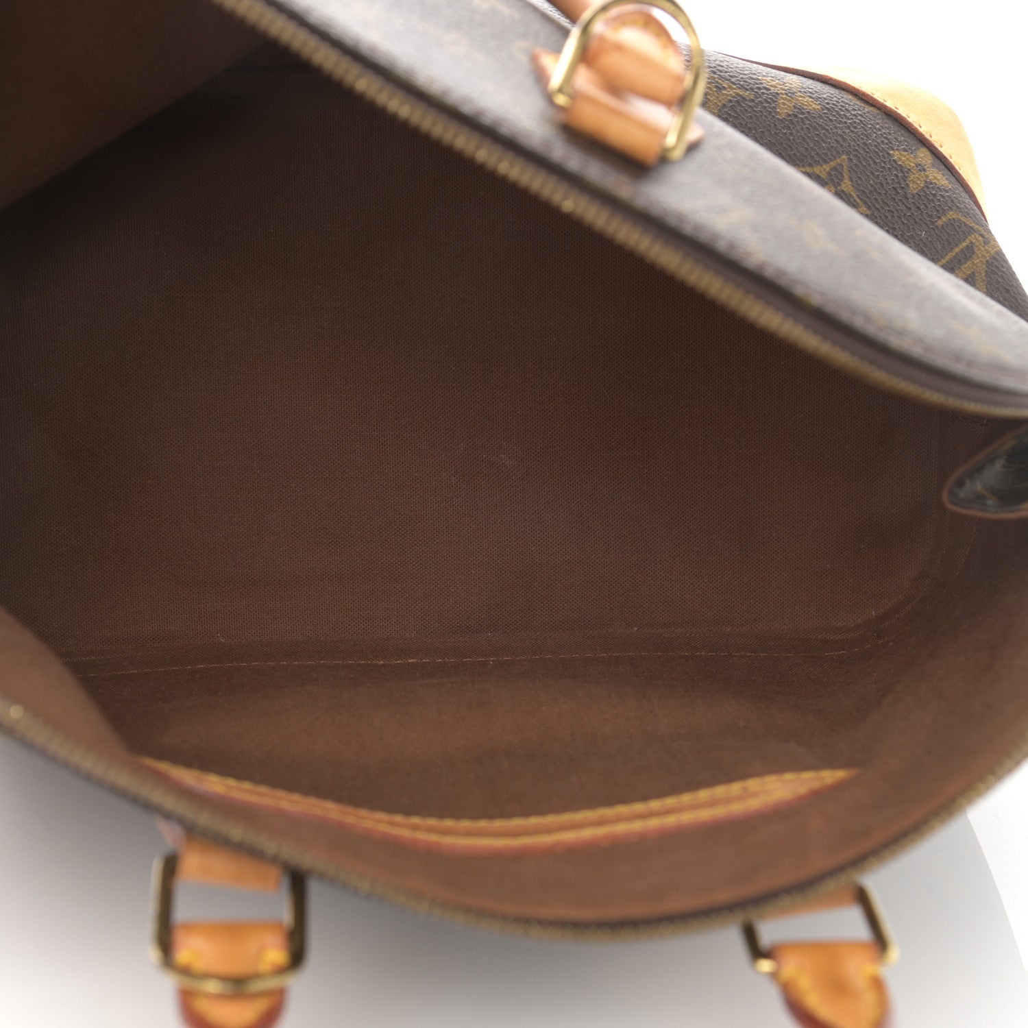 Louis Vuitton Monogram Alma MM 5 of 16