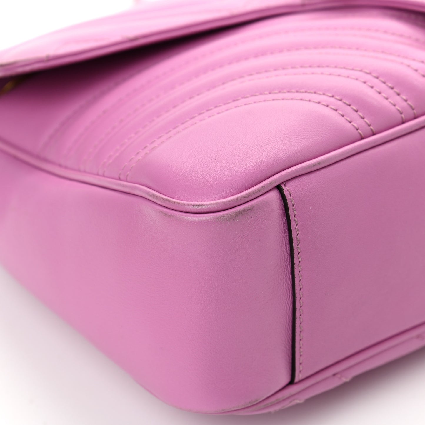 Calfskin Matelasse Medium GG Marmont Shoulder Bag Candy Mousse