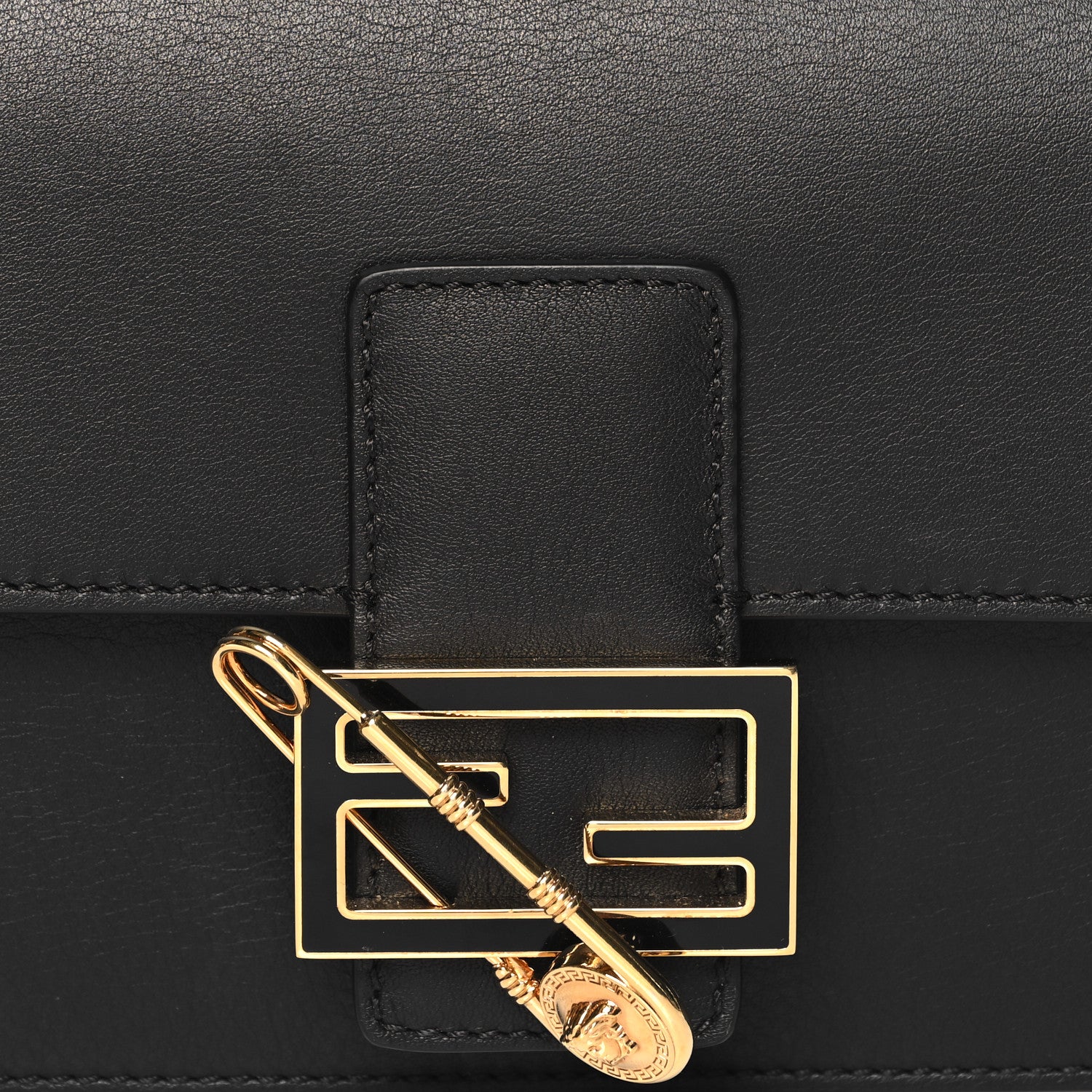 Fendi X VERSACE Vitello Seta Fendace Brooch Baguette Black 7 of 11