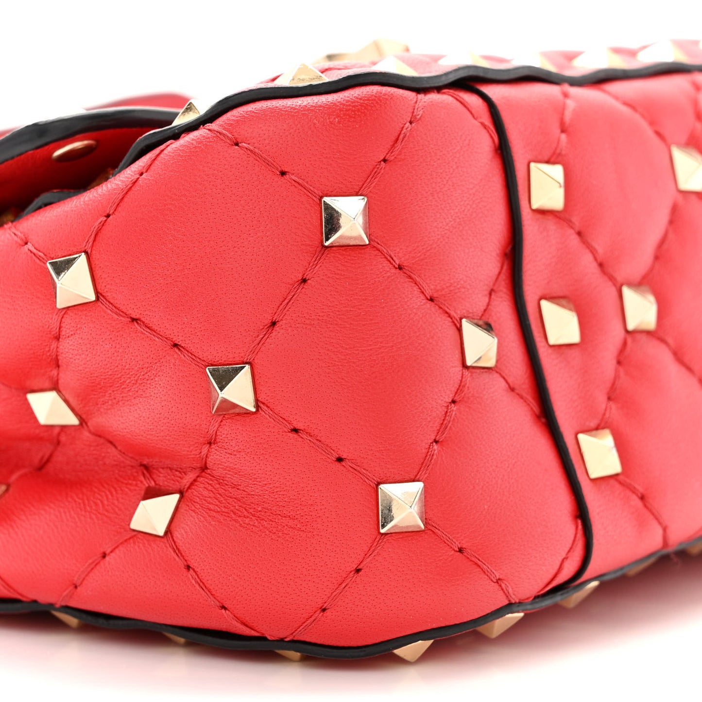 Lambskin Micro Rockstud Spike Shoulder Bag Red